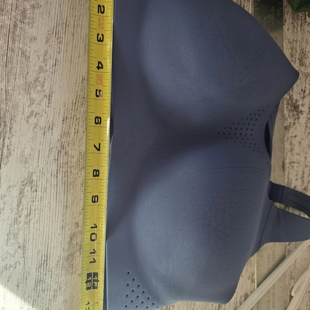 Victoria Secret Seamless Periwinkle Sports Bra Sz 36DD Sport Athletic Gym - Picture 10 of 10